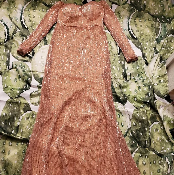 green emerald velvet dress High Life Rose Gold Sequin Square Neck Split Front Maxi Dress – Club L  London main image 1